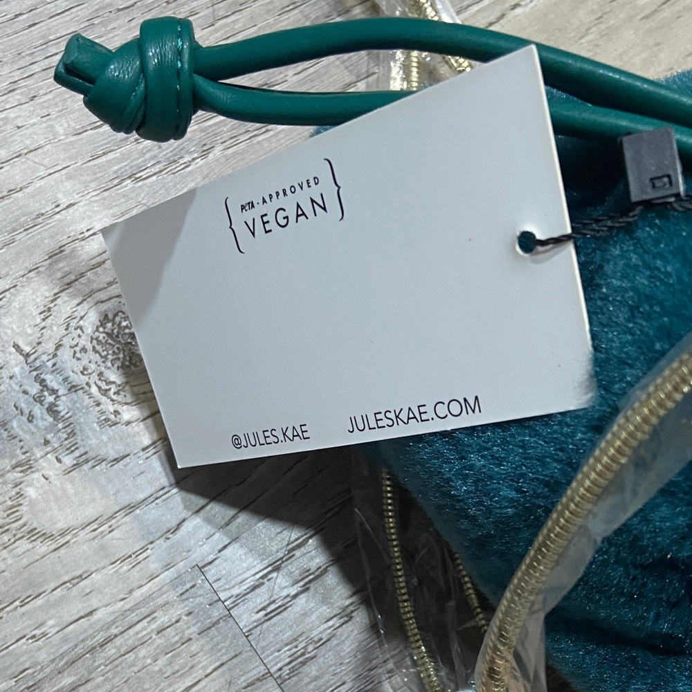 Jules Kae Teal Faux Fur Women Bag - Picture 3 of 3